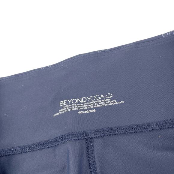 Beyond Yoga Plus Size Midi Legging in Navy Happy Face Size 4X EUC - Picture 4 of 6